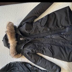 Women’s black Rossclair